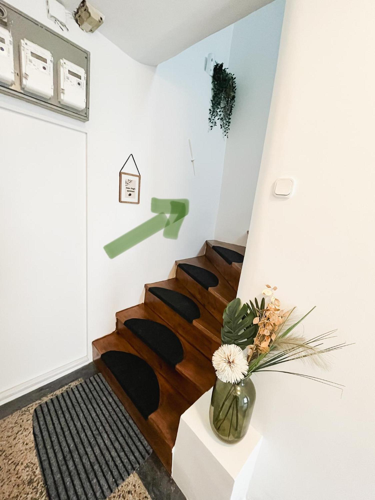 Urban Jungle Apartment - Free Parking ลูบลิยานา ภายนอก รูปภาพ